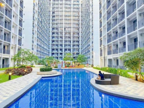 E & R Staycation Condotel near Mall of Asia